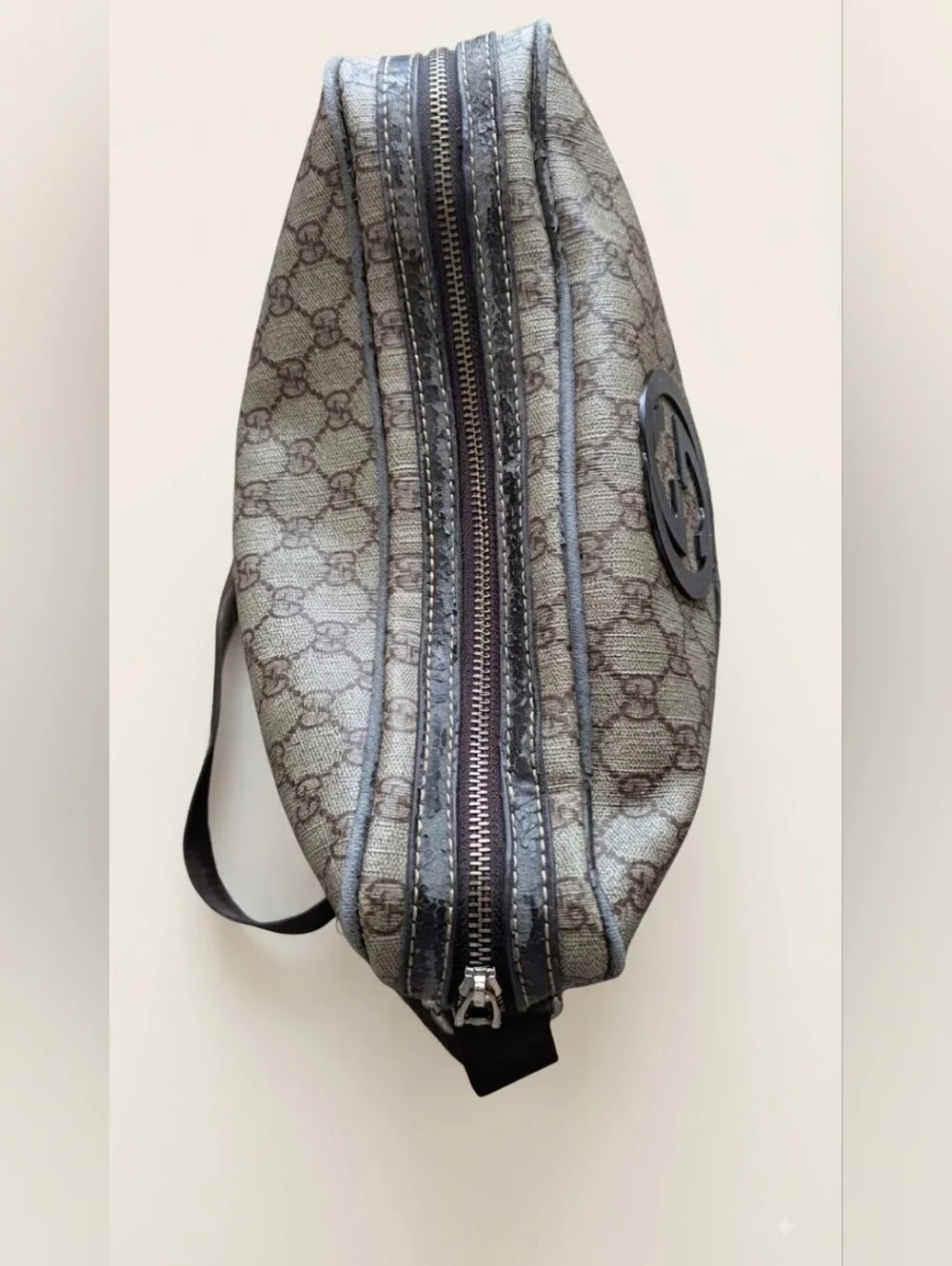 GUCCI GG SUPREME INTERLOCKING G CROSSBODY